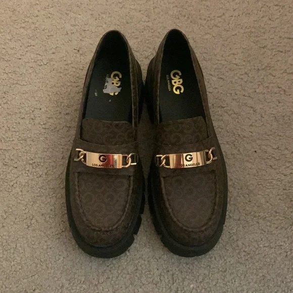 GBG Los Angeles Platform Shoes - Picture 2 of 3